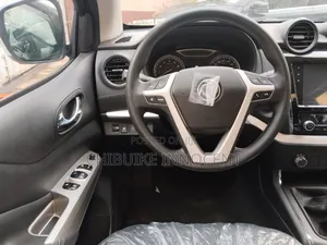 New Dongfeng Rich 6 2025 White