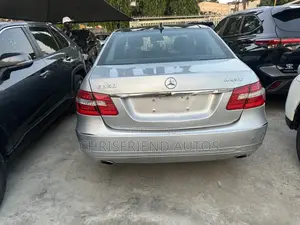 Mercedes-Benz E350 Base 4dr Sedan RWD (3.5L 6cyl 7A) 2012 Silver