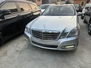 Mercedes-Benz E350 Base 4dr Sedan RWD (3.5L 6cyl 7A) 2012 Silver
