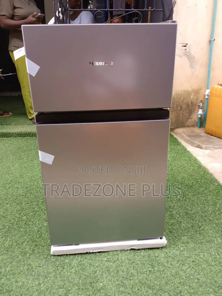 Hisense 87litres 120dr -Your Mini Kitchen Hero.