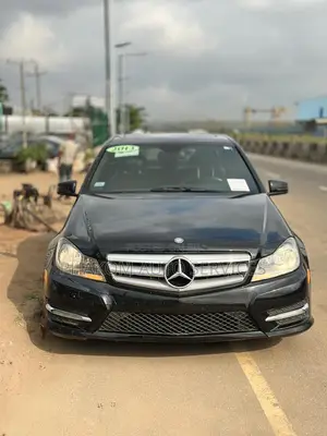 Mercedes-Benz C300 Sport 4Matic Sedan AWD (3.5L 6cyl 7A) 2013 Black