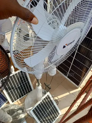 Solar 16" Fan