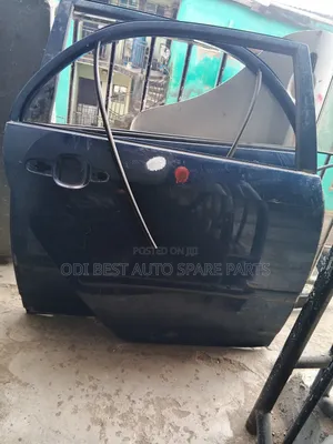 Toyota Corolla 05 Model Empty Door Two Back