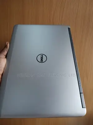 Laptop Dell Latitude E7240 8GB Intel Core I7 SSD 256GB