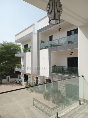 4bdrm Duplex in Utako for sale