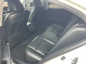 Lexus ES 2014 White