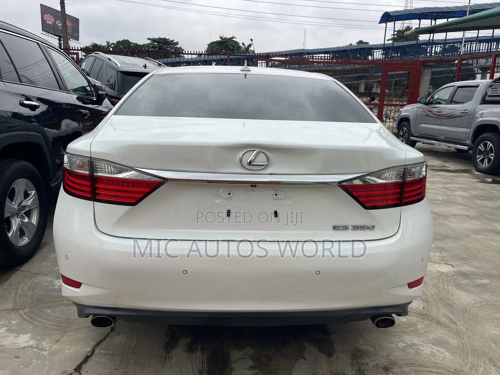 Lexus ES 2014 White