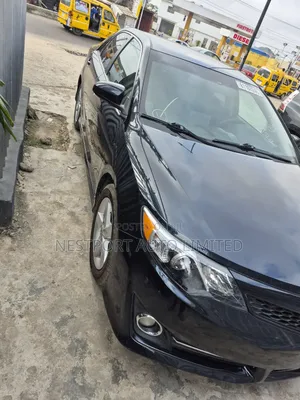 Toyota Camry SE 4dr Sedan (2.5L 4cyl 6A) 2012 Black