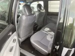 Toyota Tacoma Double Cab 4x4 4.0L V6 5-Speed Automatic 2013 Green