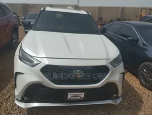 Toyota Highlander 2021 White