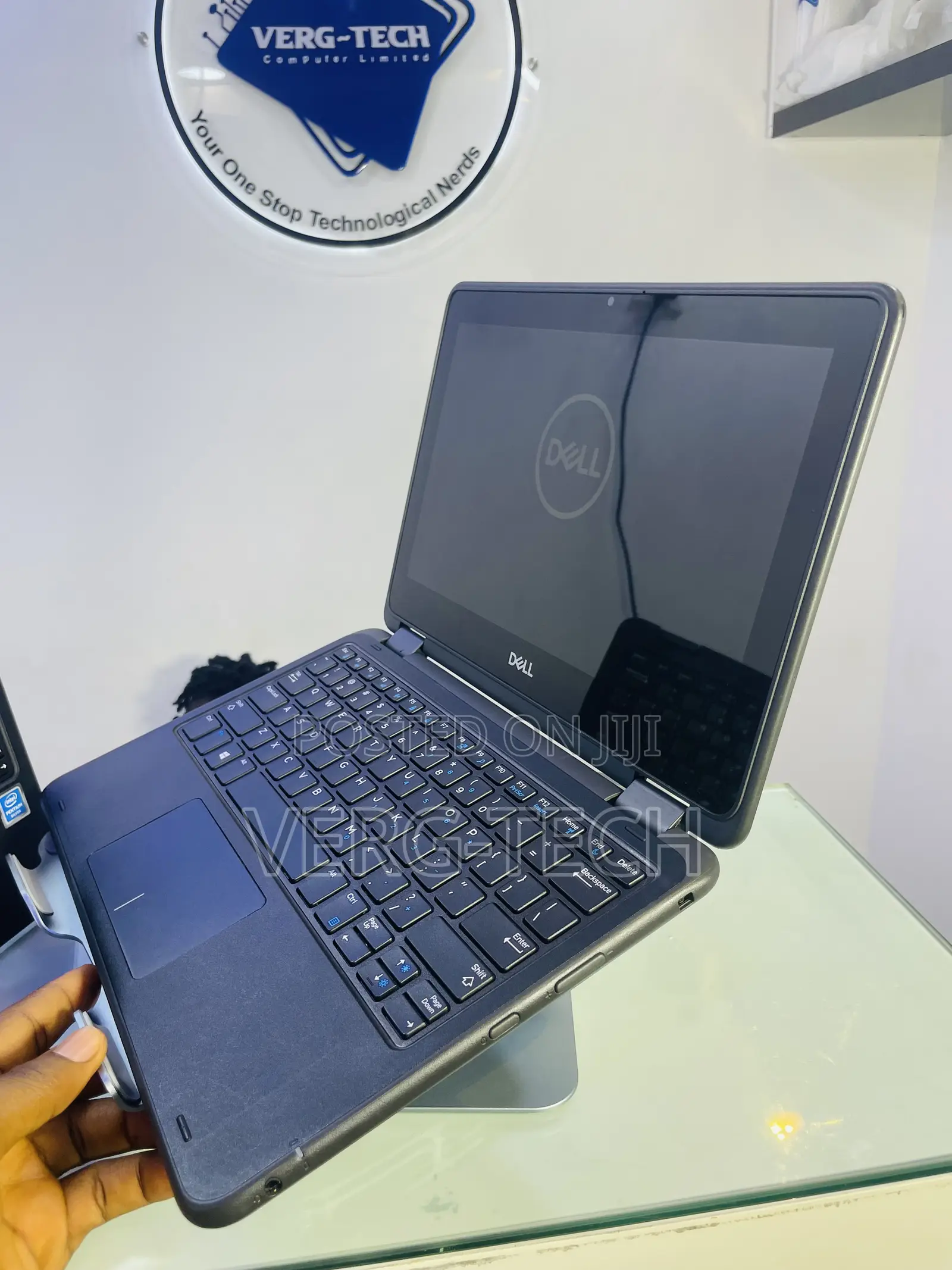 Laptop Dell Latitude 3189 8GB Intel Pentium SSD 128GB
