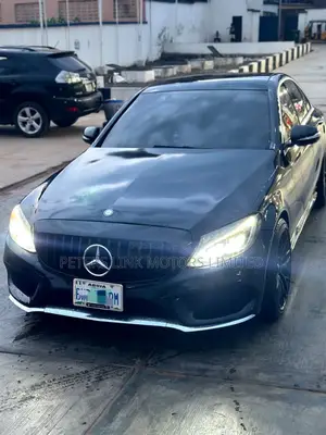 Mercedes-Benz C400 2016 Black