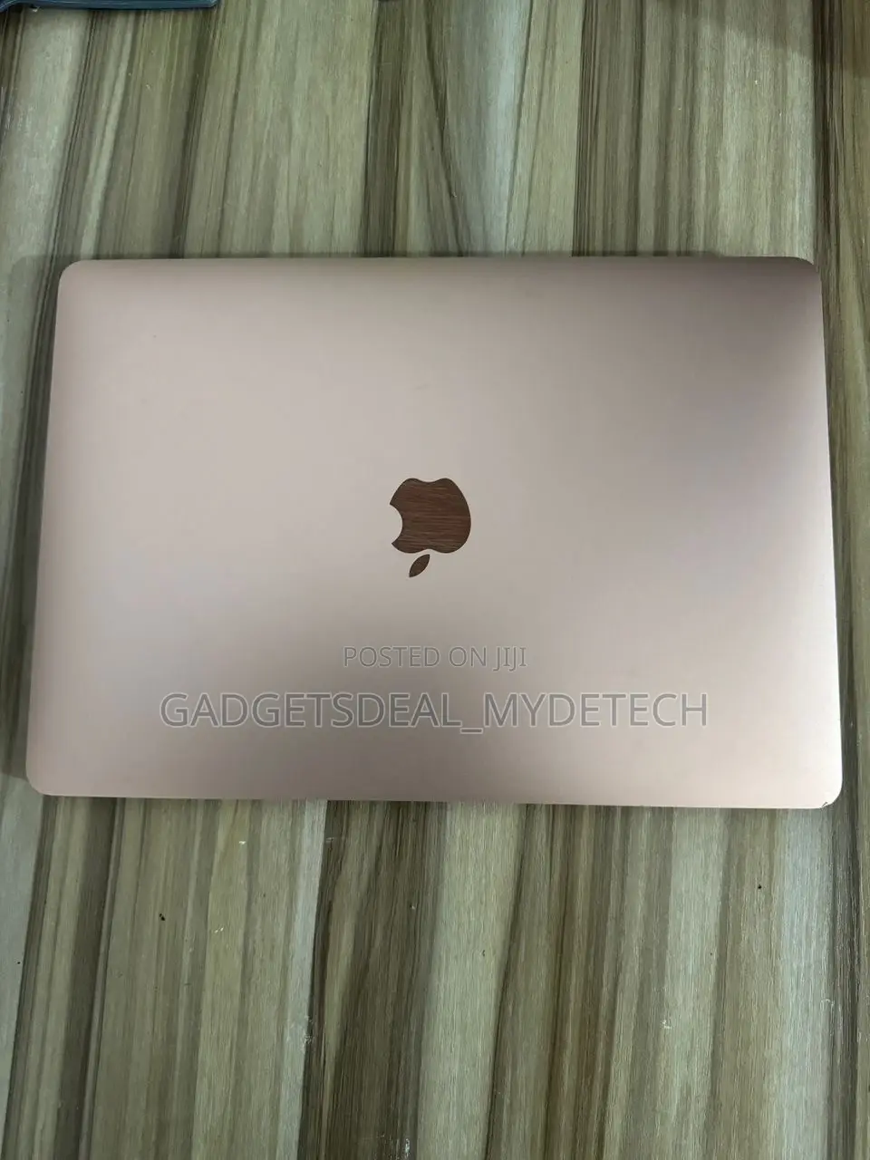 Laptop Apple MacBook Air 2020 8GB Intel Core i5 SSD 512GB