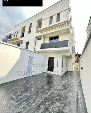 4bdrm Duplex in Lekki Phase 1 for rent