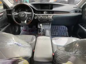 Lexus ES 350 FWD 2016 Silver