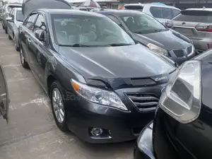 Toyota Camry LE 4dr Sedan (2.4L 4cyl 5A) 2008 Gray