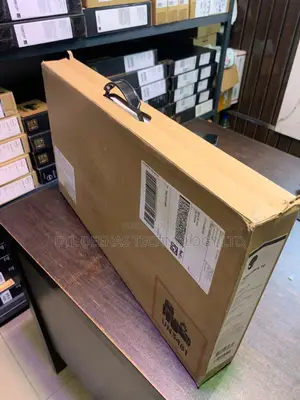 New Laptop Dell Alienware M16 R2 64GB Intel Core Ultra 9 SSD 2T