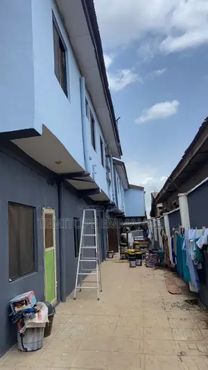 Furnished 15bdrm Apartment in Ekoro Junction, for sale