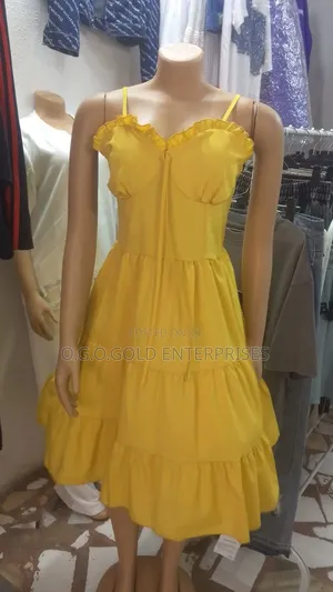 Short Fancy Gown for Ladies