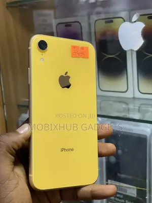 Apple iPhone XR 64 GB Yellow