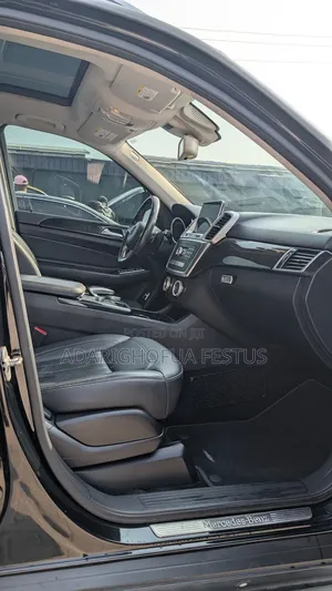 Mercedes-Benz GLE-Class 2016 Black