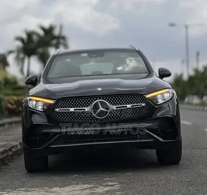 Mercedes-Benz GLC-Class GLC 300 2025 Black