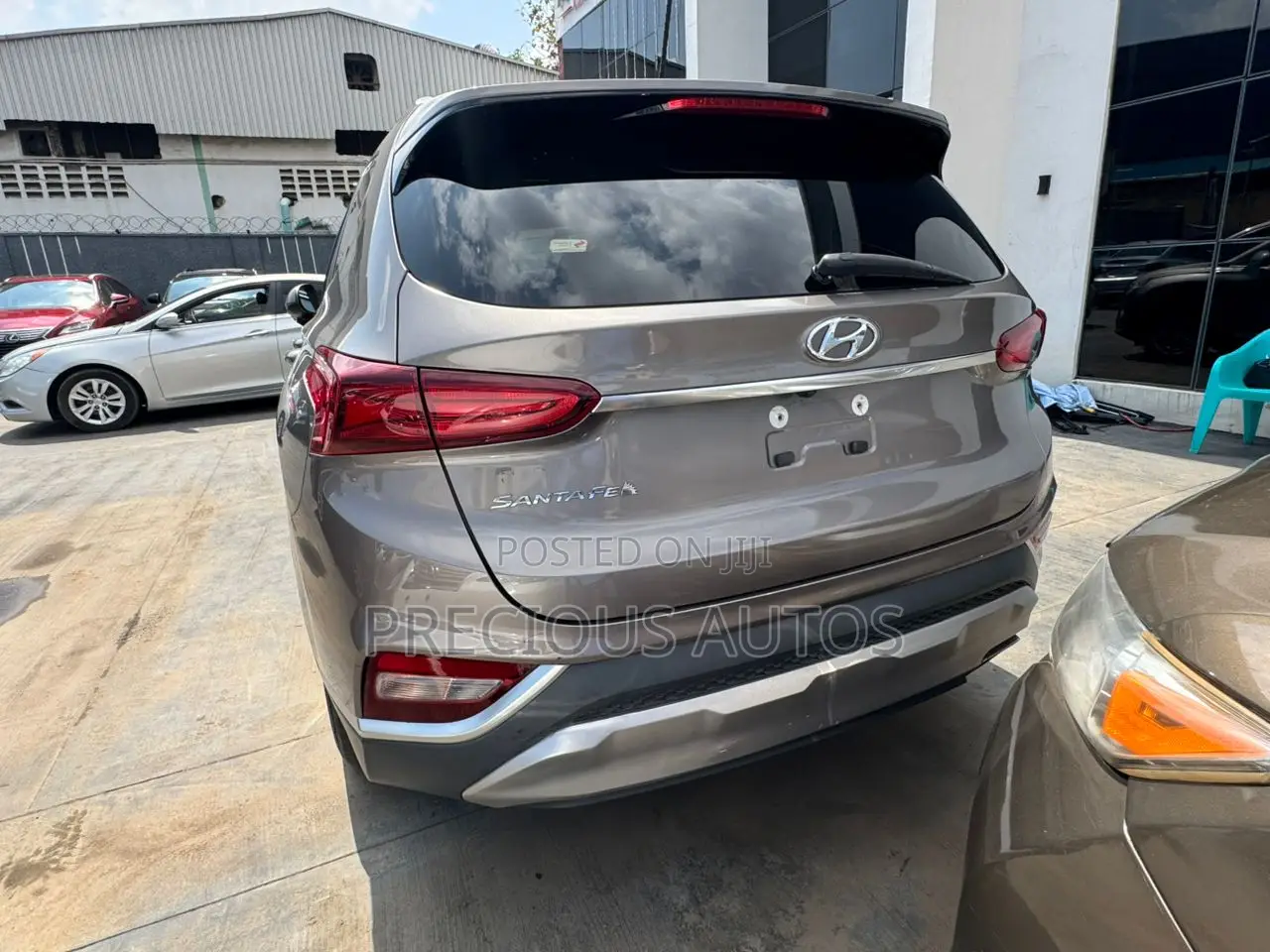 Hyundai Santa Fe 2018 Brown