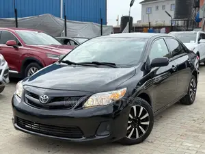 Toyota Corolla LE 4dr Sedan (1.8L 4cyl 4A) 2012 Black