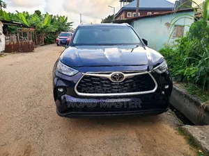 Toyota Highlander 2023 Black