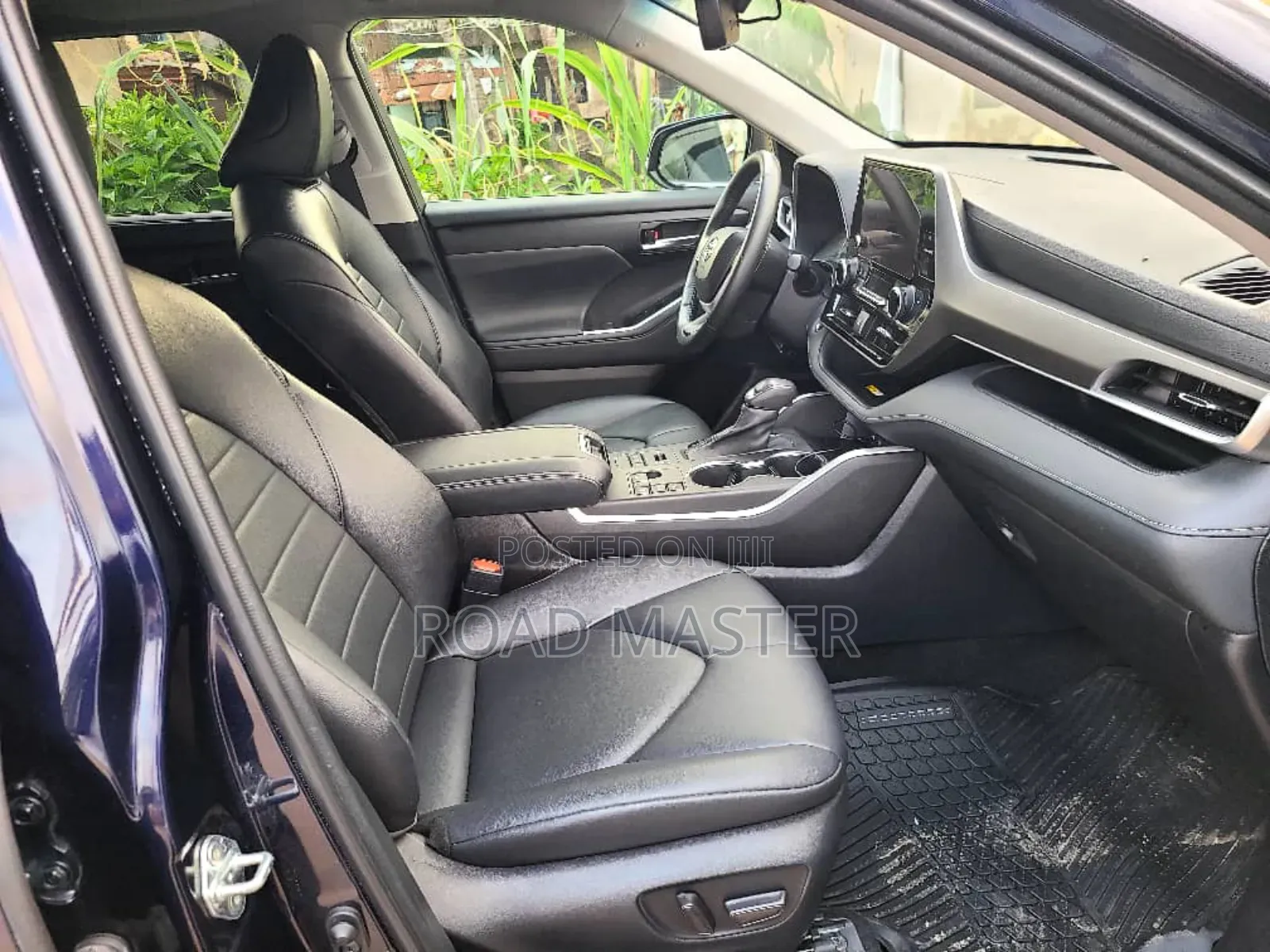 Toyota Highlander 2023 Black