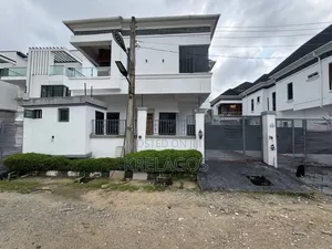 5bdrm Duplex in Chevron for sale