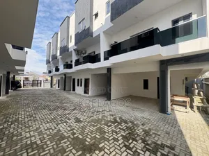 4bdrm Duplex in Agungi for sale
