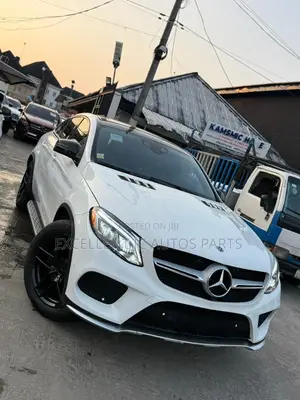 Mercedes-Benz GLE-Class AMG GLE 43 4MATIC 2019 White