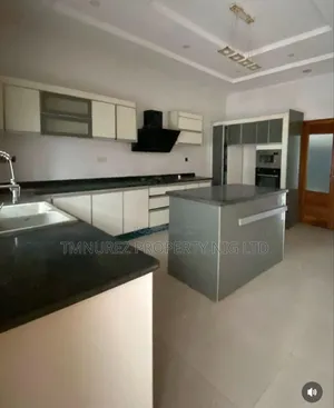 Studio Apartment in Osapa London, Chevron for rent