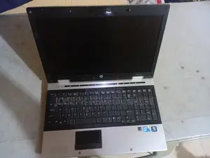 Laptop HP EliteBook 8540P 6GB Intel Core i7 HDD 500GB