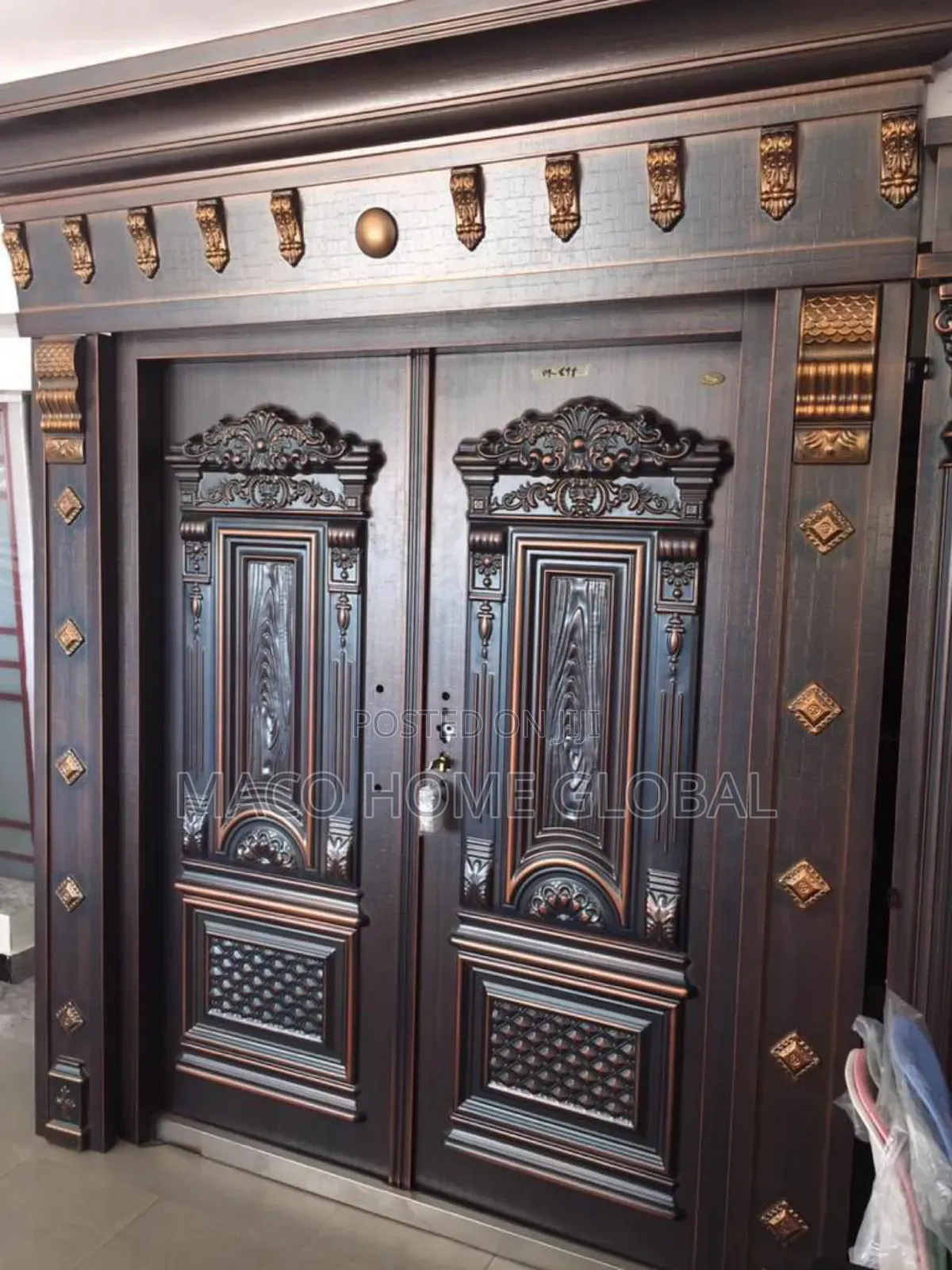 Royal Ark 5ft by 8ft Copper Cast Door