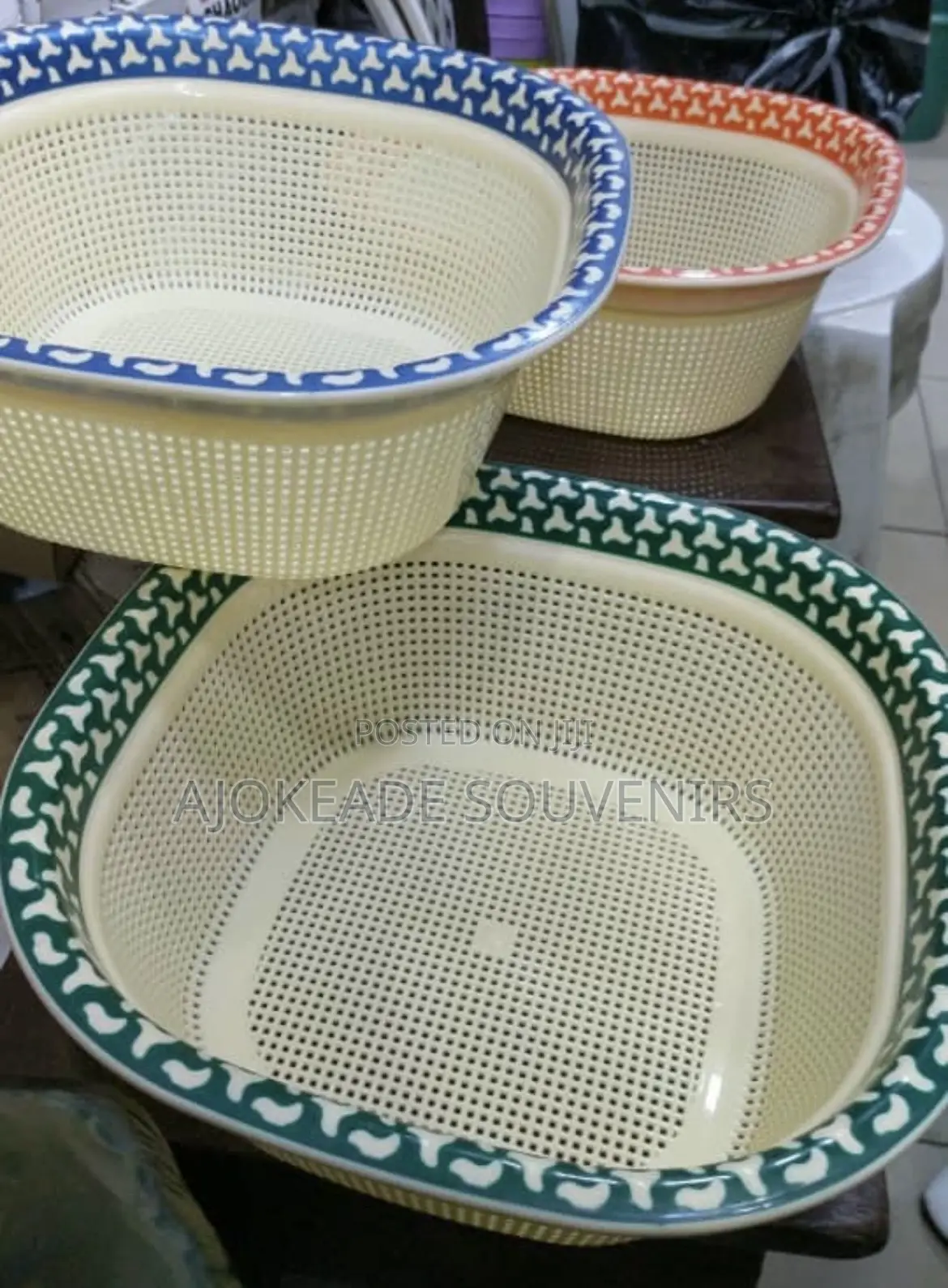 Plastic Sieve Available For Souvenirs
