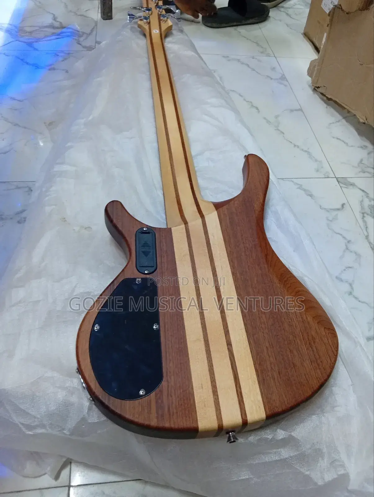 Luxars Five String Active Bass Guitar