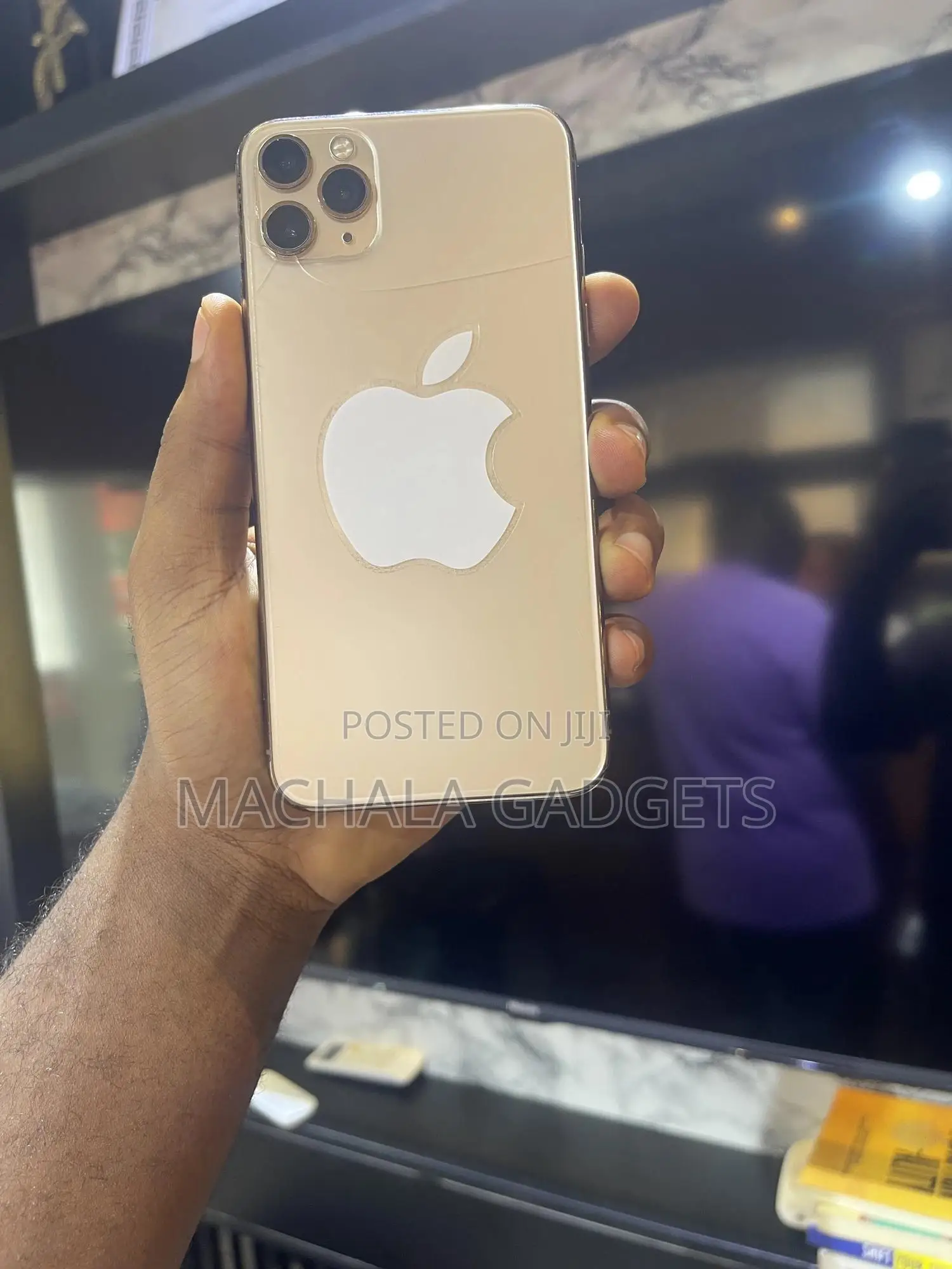 Apple iPhone 11 Pro Max 64 GB Gold