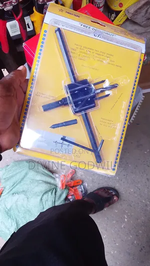 Adjustable Circle Cutter