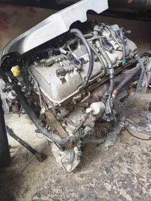 Complete Engine 3ur V8 Toyota Land Cruiser