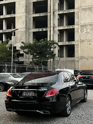 Mercedes-Benz E400 2018 Black