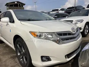 Toyota Venza V6 AWD 2012 White
