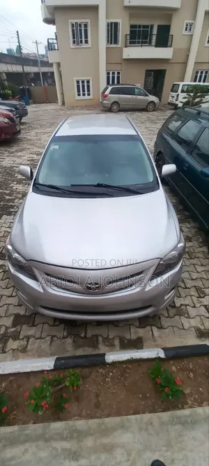 Toyota Corolla S 4dr Sedan (1.8L 4cyl 4A) 2012 Silver