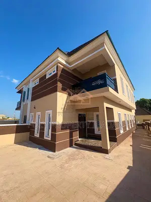 4bdrm Duplex in Bashorun Housing, Ibadan for sale