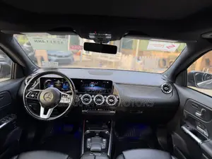 Mercedes-Benz GLA 250 2021 Gray