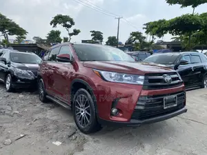 Toyota Highlander Limited 4x4 V6 (3.5L 6cyl 8A) 2018 Red