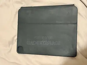 Apple Magic Keyboard iPad Pro 12.9 4th and 5th Gen