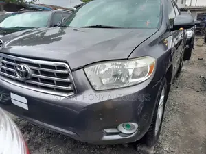 Toyota Highlander Limited 2010 Gray