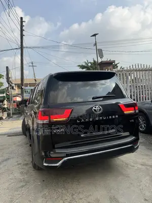 Toyota Land Cruiser 4.5 V8 GXR 2012 Black
